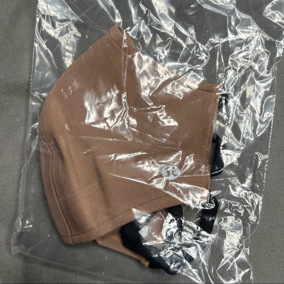NWT Lululemon Double Strap Face Mask Unopened/Unused *BRAND NEW* (DYBZ) - Picture 11 of 12